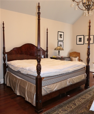Theodore Alexander The Middleton Rice US King Size Bed - Heavily Carved Psots with Wheat - NO BEDDING