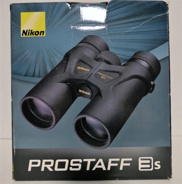 Nikon Prostaff 3s 10x42 Binoculars with Case and Original Box