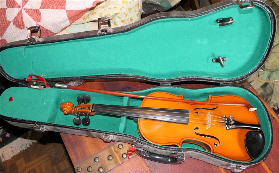 Aton Breton Violin in Case with Bow