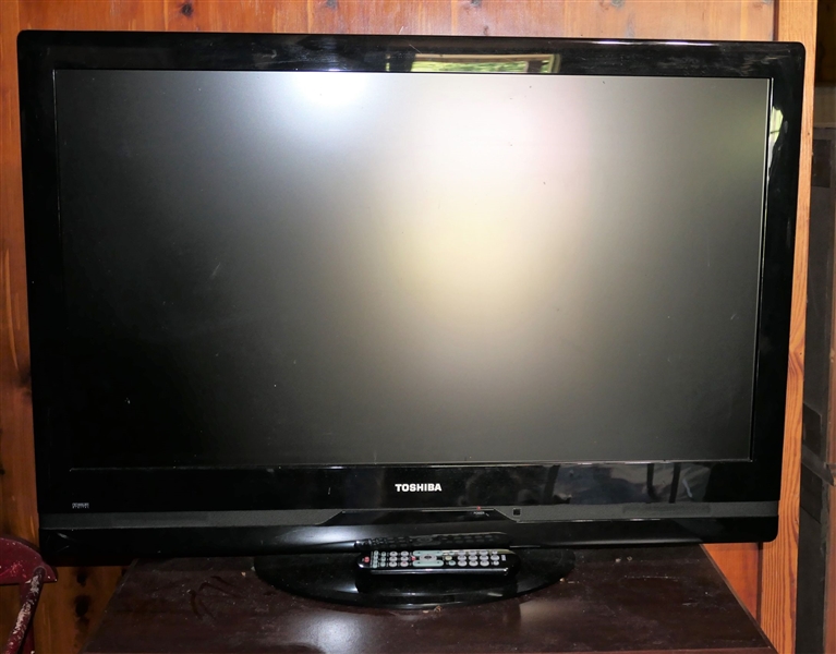 Toshiba Flat Screen TV - 37" Diagonal Measurement - with Remote