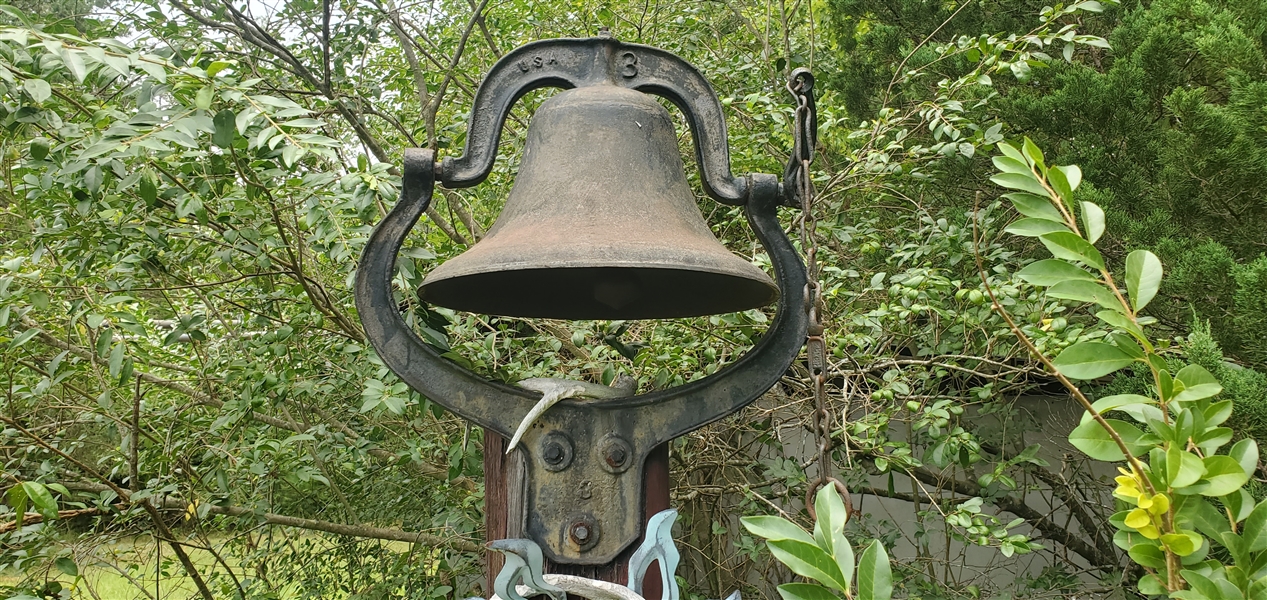 USA Number 3 Farm Bell 