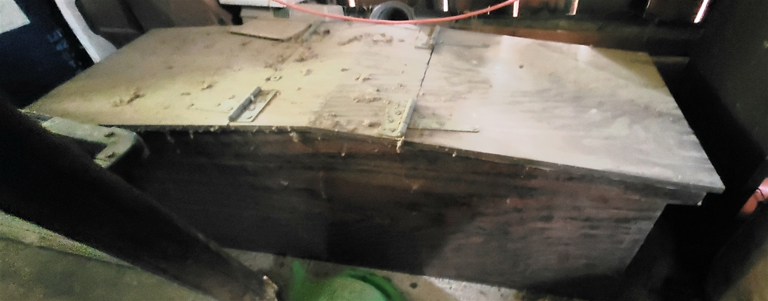 Large Wood Storage Box with 2 Lift Sides