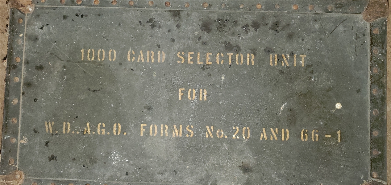"1000 Card Selector Unit" Trunk with Inserts