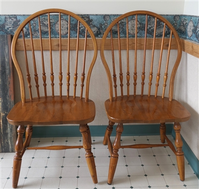 Pair of Nice Sturdy Oak Windsor Style Side Chairs