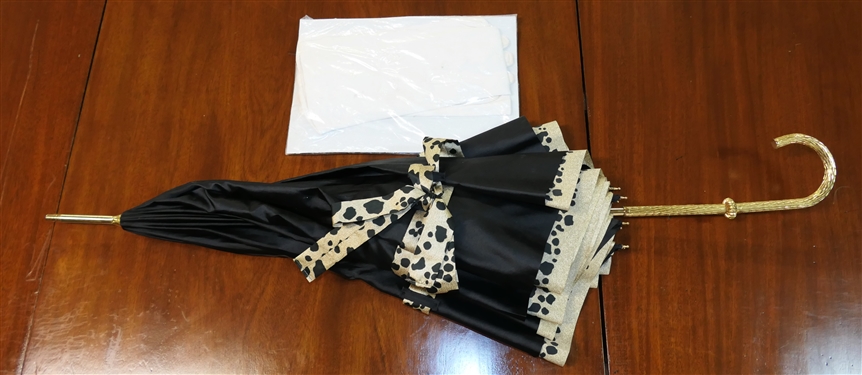 Fine Ladies Umbrella with Gold Tone Handle - Black and Leopard Print Umbrella and Pair of Ladies White Doe Skin Leather Full Length Gloves 