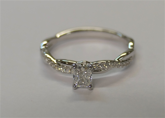 Very Beautiful Blue Nile Diamond Engagement Ring - New Never Presented - Petite Twist Diamond Engagement Ring in 14kt White Gold - Center Diamond GIA Certified .42 Carat, D Color, IF Clarity -...
