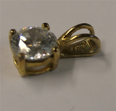 Nice Looking Gold Over Sterling Silver CZ Solitaire Pendant - Approx 1 Carat 