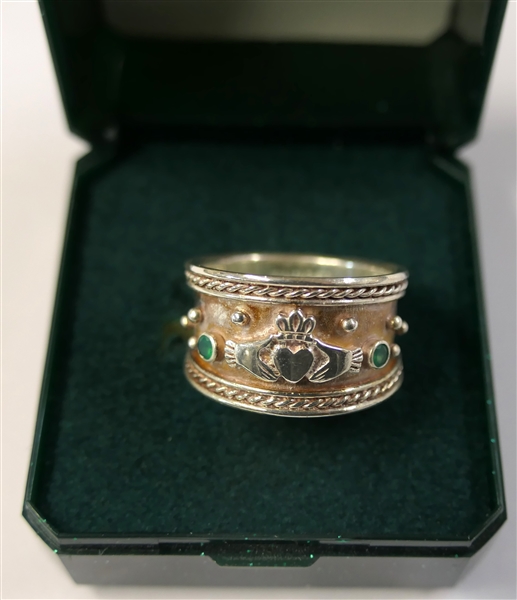 Sterling Silver Green Agate Claddagh  Ring Made in Ireland - New in Original Green Presentation Box - Ring Size 6 1/2