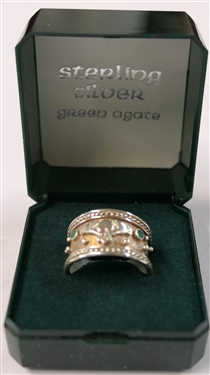 Sterling Silver Green Agate Claddagh  Ring Made in Ireland - New in Original Green Presentation Box - Ring Size 6 1/2