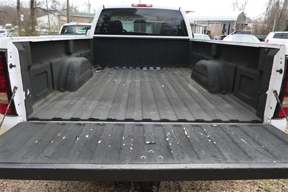 2004 Chevrolet Silverado 2500HD - 198,768 Miles - Runs Well