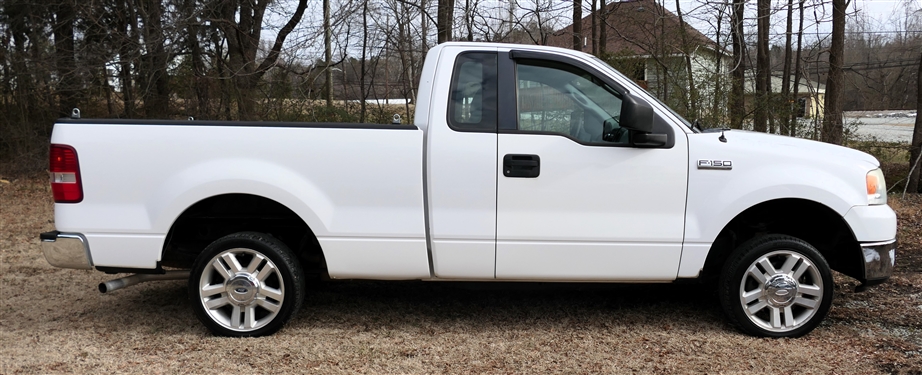 2007 Ford F150 XL - 176,062 Miles, Manual Transmission, New Battery - Runs Well
