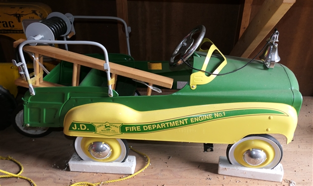 John Deere Pedal Car 