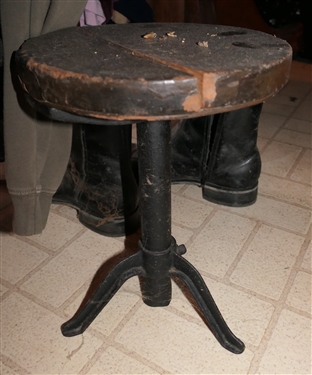 Selection of the items to be sold at LIVE ONSITE AUCTION Saturday February 15th 10:00am - 336 Helena Moriah Rd - Timberlake, NC - 10% Buyer Premium with Cash Payment 13% Debit and Credit Card...