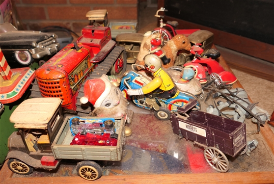Selection of the items to be sold at LIVE ONSITE AUCTION Saturday February 15th 10:00am - 336 Helena Moriah Rd - Timberlake, NC - 10% Buyer Premium with Cash Payment 13% Debit and Credit Card...