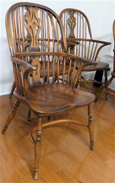 4 Oak Windsor Arm Chairs 