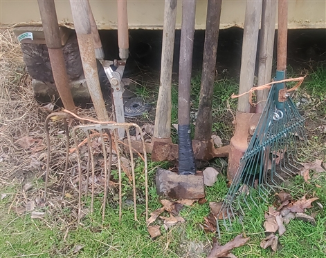Yard Tools Pitch Forks - Hole Diggers- Axe - Maddox