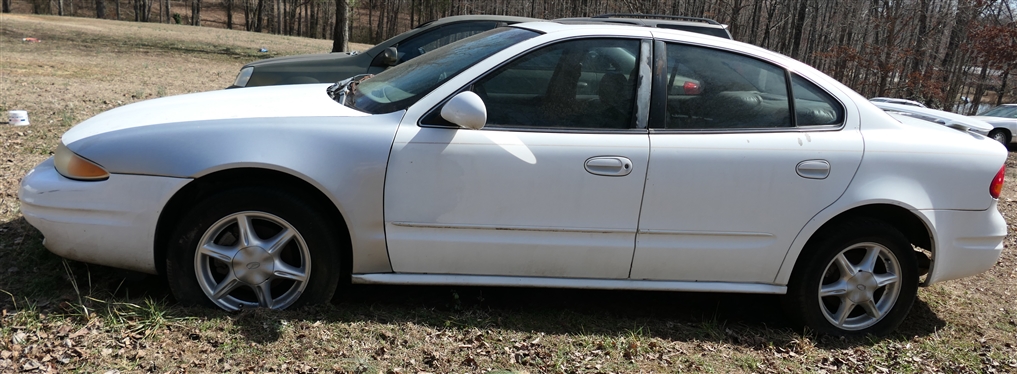 2001 Oldsmobile Alero - 4 Door Sedan