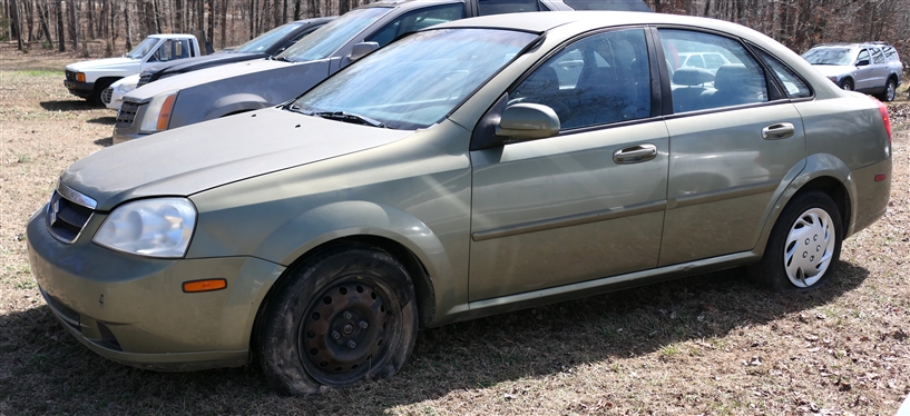 2006 Suzuki Forenza - 4 Door Sedan