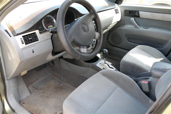 2006 Suzuki Forenza - 4 Door Sedan