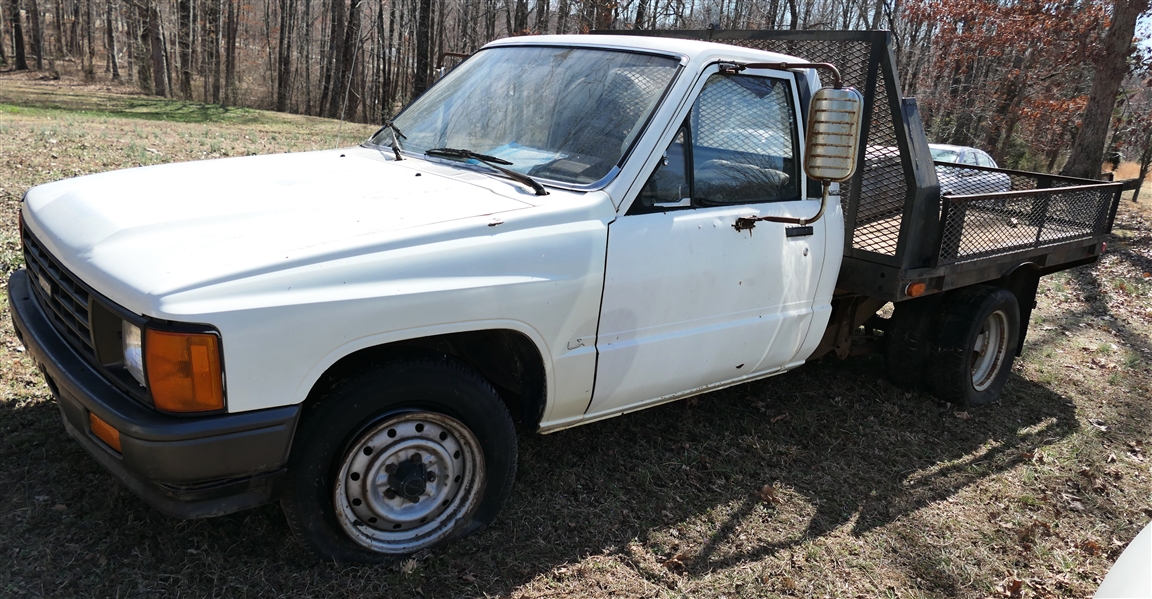 1985 Toyota XE Pickup Truck with Dual Axel - Flat Bed - 214187 Miles