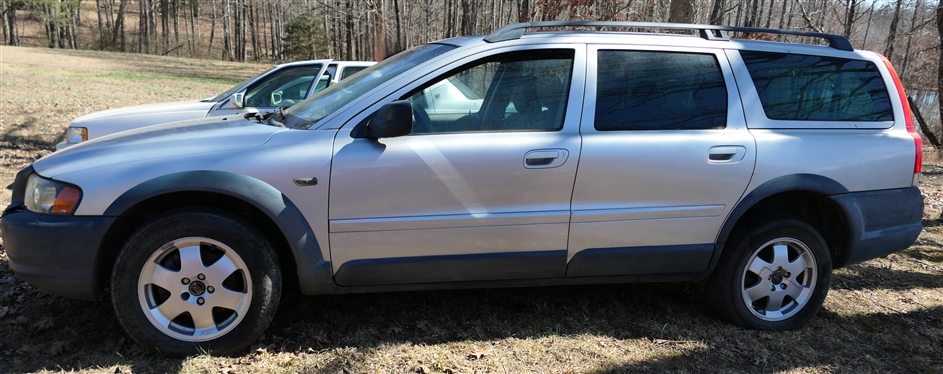 2003 Volvo XC70 AWD Station Wagon 