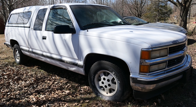 1995 Chevrolet Silverado 1500 Extended Cab Truck with Camper Shell -  99,356 Miles