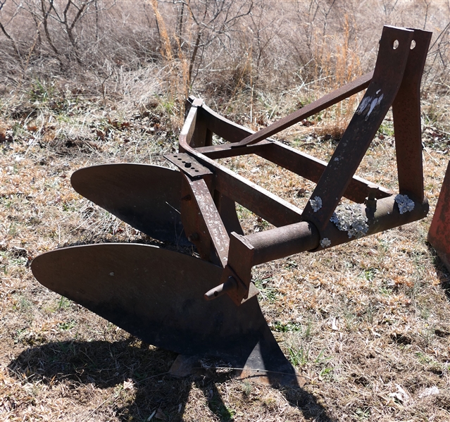 3 Point 2 Bottom Plow