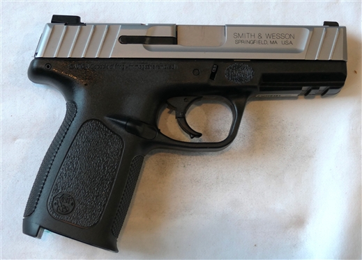 Smith & Wesson Model SD40VE .40 Cal. Pistol 