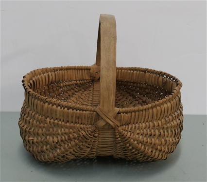 Oak Splint Buttocks / Egg Basket - Larger - Basket Measures 6 Tall 12 by 11 - Not Including Handle