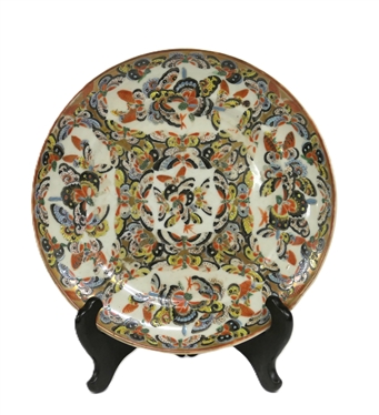 Beautiful Qing Dynasty Butterfly Plate - Hand Painted Butterflies - Quing Dynasty (1644-1912) - Plate Measures 8 Across