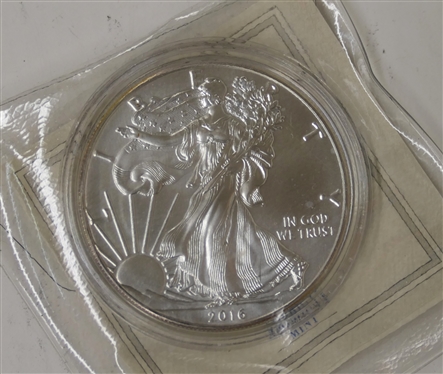 2016 .999 Fine Silver American Eagle 1 oz. Silver Coin with Certificate of Authenticity 