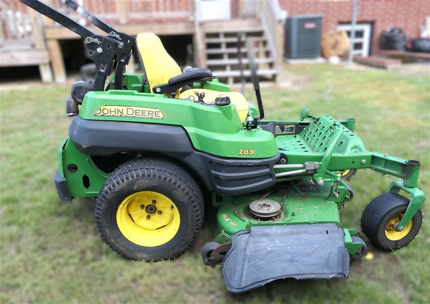 John Deere Zero Turn Mower -Z Trak Pro