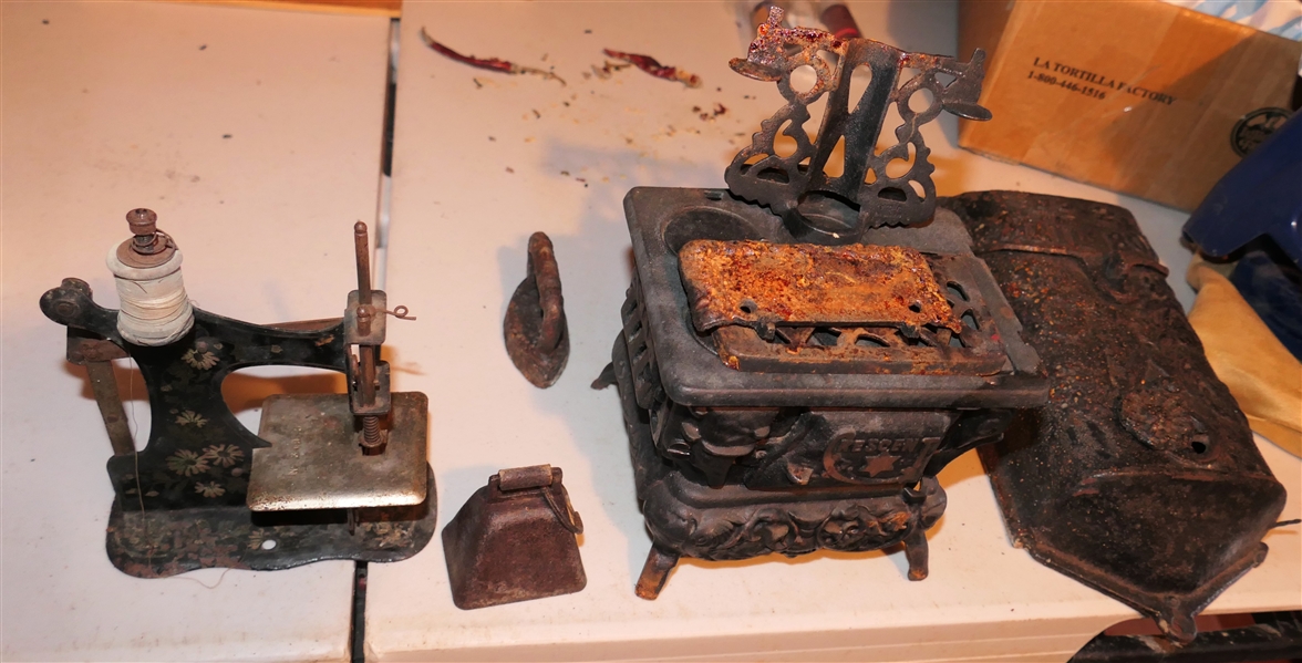 Miniature Cast Iron Cook Stove 