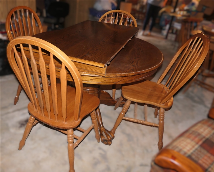 Nice Oak Table with Claw Foot Pedestal Base and Chairs 
