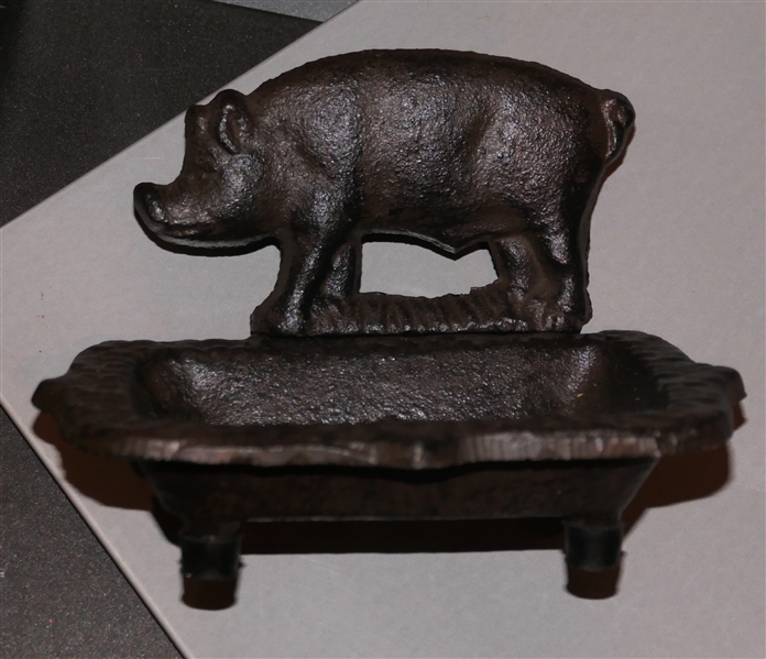 Cast Iron Pig