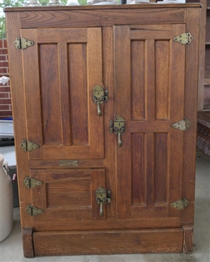 Oak Ice Box