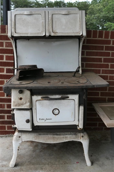 Victor Junior Cast Iron Enamel Cook Stove