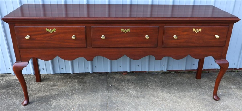 Henkel Harris Jamestown Colony Collection  Wild Black Cherry Sideboard - 3 Dovetailed Drawers - Center Lined with Silver Cloth - Right Drawer with Lift Out Oak Tray  - Paneled Ends - Scalloped...