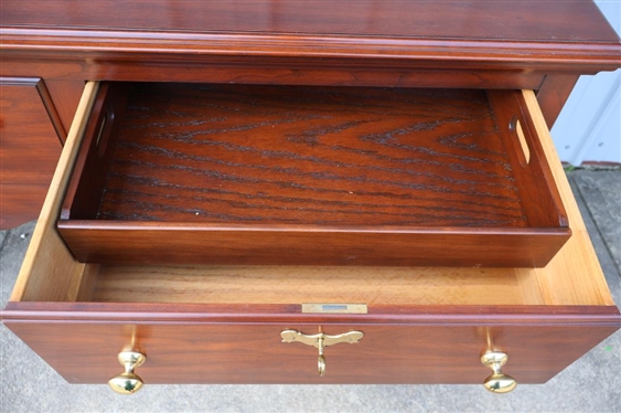 Henkel Harris Jamestown Colony Collection  Wild Black Cherry Sideboard - 3 Dovetailed Drawers - Center Lined with Silver Cloth - Right Drawer with Lift Out Oak Tray  - Paneled Ends - Scalloped...