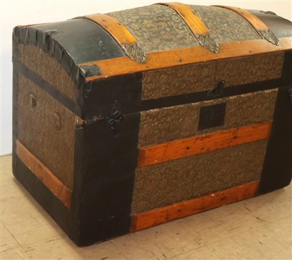 Round Top Trunk with Oak Bands - 1 Leather Strap Handle - Missing Tray 