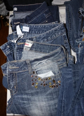 7 Pairs of Jeans - White  House Black Market, Dear John, Kut From the Kloth, - Sizes 0 - 8