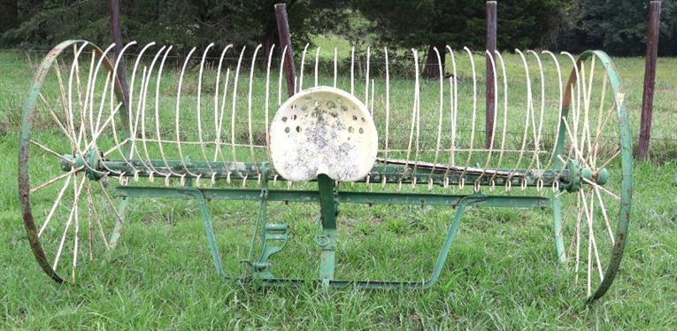Antique Horse Drawn Hay Rake with Hames 