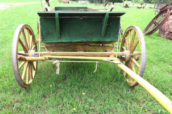Exceptionally Nice Horse Drawn Buck Wagon Buckboard' One Horse Wagon - Wood Spoke Wheels - Painted Green and Yellow - Working Brakes, Spring Buggy Seat - Shed Kept - 9ft 8 Long