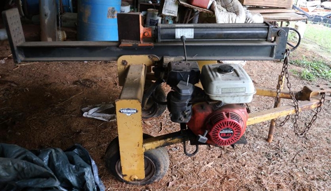 Vermeer Log Splitter - Honda 5.8 Motor - GX240
