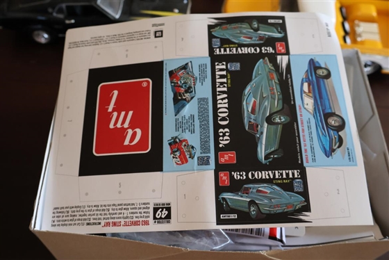 AMT '63 Corvette Sting Ray Model Kit and 5 Die Cast Modl Cars & Trucks - DUB City 1963 Thunderbird, 1972 Chevy Truck, 1969 Mustang, 1955 Chevy, and 1999 Ford F-150 Lightening 