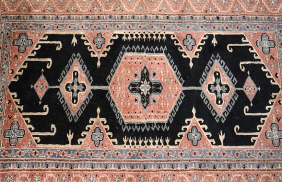 Hand Knotted Oriental  / Persian Wool Rug - Beautiful Design - Navy, Light Blue, Mauve and Cream - 61 by 38 