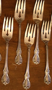 41 Pieces of Towle Old Masters Sterling Silver Flatware - 11 Spoons, 10 Dinner Forks, 11 Salad Forks, 9 Dinner Knives - 1260 Grams Not Including Handles