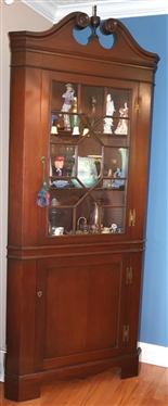 Fine Mahogany 1 Door Corner Cupboard with Broken Arch Pediment - Urn Finial - Geometric Fretwork Door with Individual Glass Panes - Paneled Door at Bottom - Top Fixed Wood Shelves with Curved Ends...
