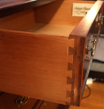 Craftique Mahogany 3 Drawer Bedside Chest - 3 Dovetailed Drawers - Bracket Feet - Chest is 27 1/4 Tall 21 1/2 By 14 1/2