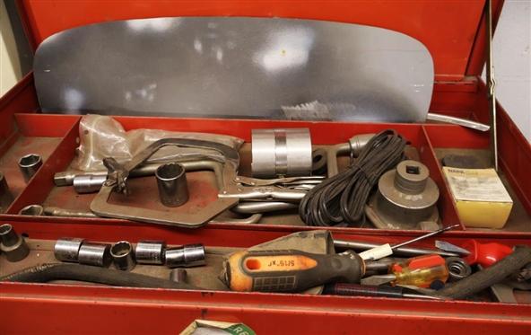 Saturday October 10th 9:00am - LIVE ONSITE Auction - Edwards Brothers Race Shop - Middleburg, NC - Pictures and Listing Represent a Small Portion of Items Being Sold - Absentee Bids Accepted 